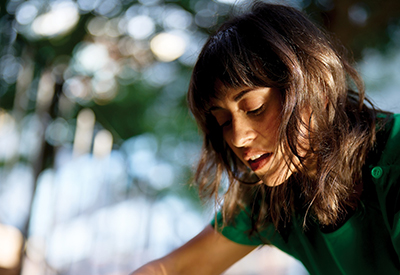 Headshot of Gabriela Álvarez-Martinez ’11